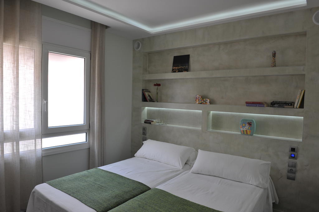 Gaudint Barcelona Suites Room photo