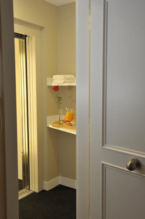 Gaudint Barcelona Suites Room photo